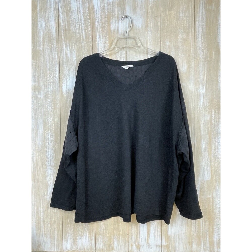 Terra & Sky Women's Size 2X Black V-Neck Tunic Top Eyelet Long Sleeve Knit